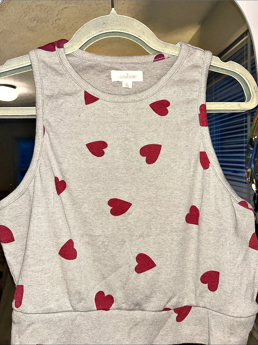 Clover Heart Print Ribbed Tank Top in Gray & Red Like New